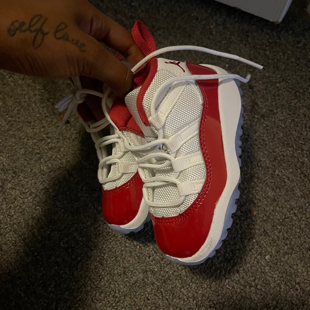 Jordan 11 Cherry Red